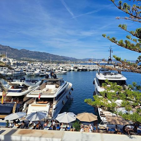 Private Suites In Huge Penthouse 1St Line Puerto Banus, Incredible Views, Jacuzzis Marbella Esterno foto