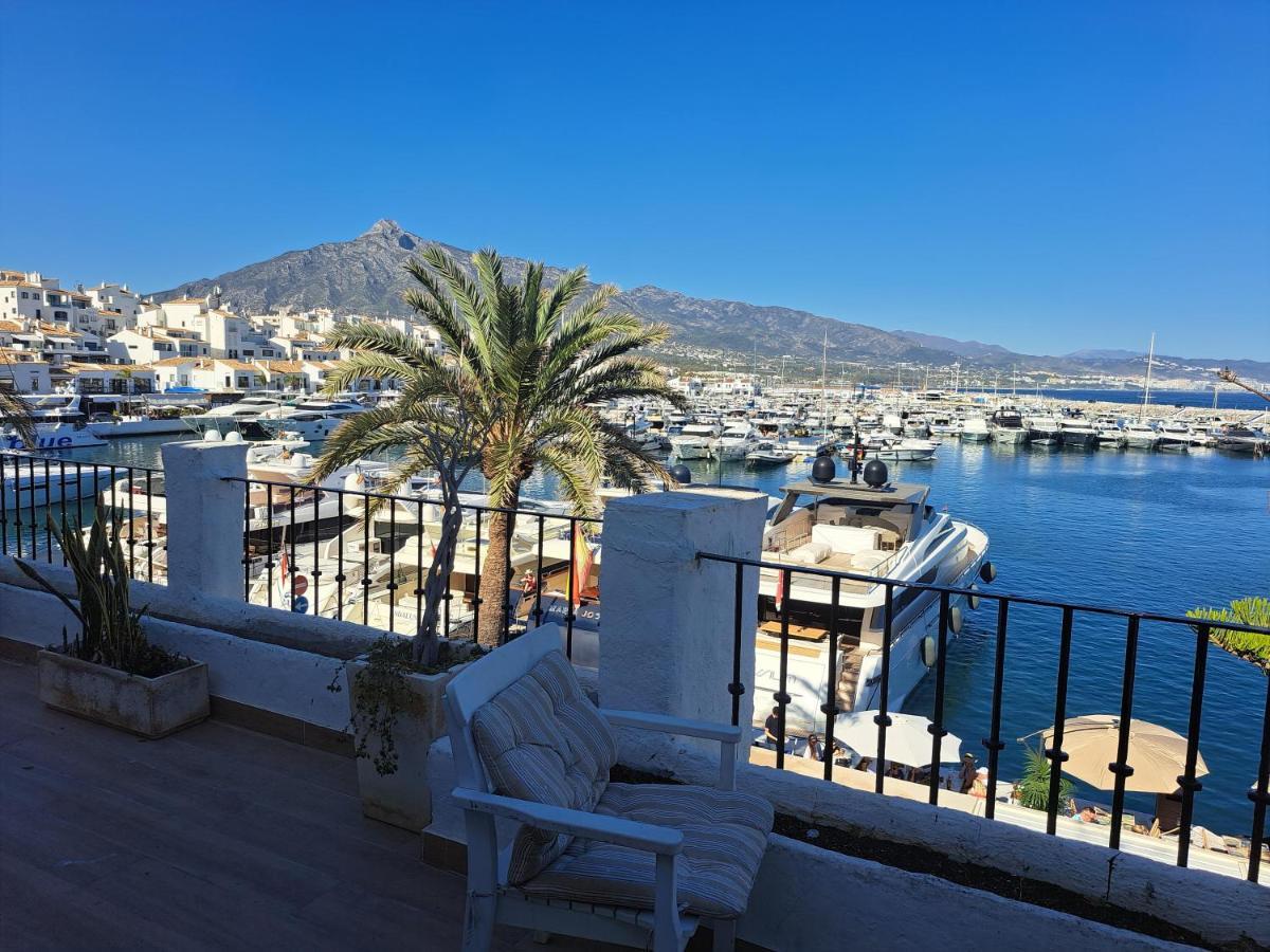 Private Suites In Huge Penthouse 1St Line Puerto Banus, Incredible Views, Jacuzzis Marbella Esterno foto