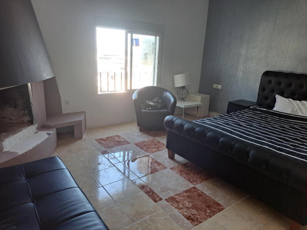 Private Suites In Huge Penthouse 1St Line Puerto Banus, Incredible Views, Jacuzzis Marbella Esterno foto
