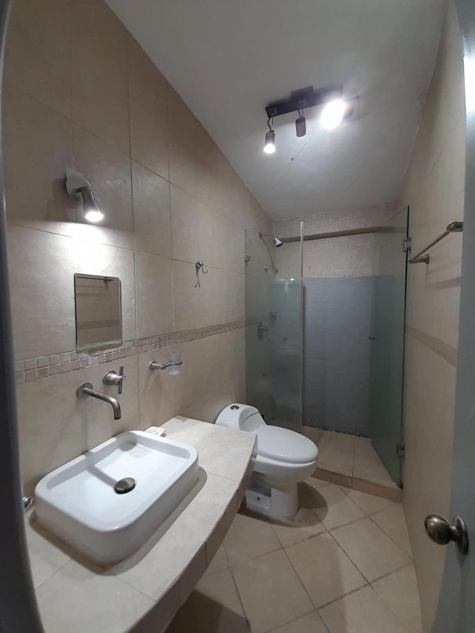 Private Suites In Huge Penthouse 1St Line Puerto Banus, Incredible Views, Jacuzzis Marbella Esterno foto